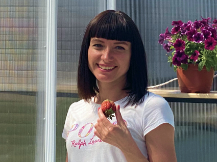 Ягоды в теплице